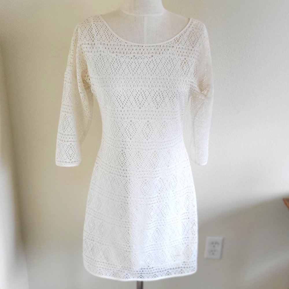 White fitted 2-Piece dress 3/4 sleeves Eyelet design solid underneath